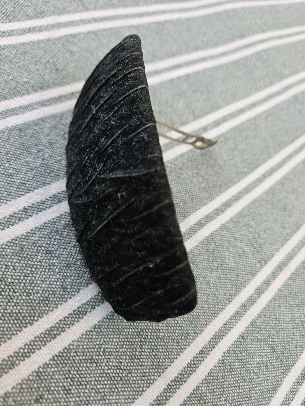 Accessori per capelli: Haarspange samtig schwarz – Usato da Wettingen venduto da Sk8ertomda 4