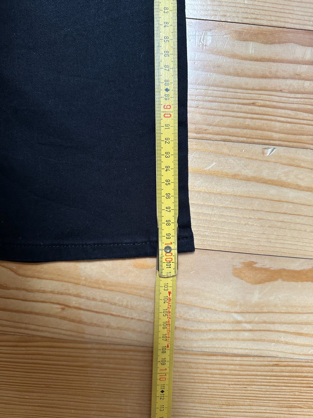 Pepe Jeans Jeans: Pepe Jeans Saturn schwarz 29/32 neu – Nuovo (secondo la descrizione) da Gümmenen venduto da FelizitasHermann 3