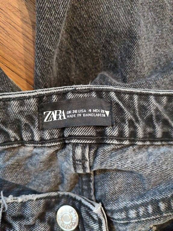 Jeans: Mom Jeans – Usato da Flums venduto da tin_zk28 1