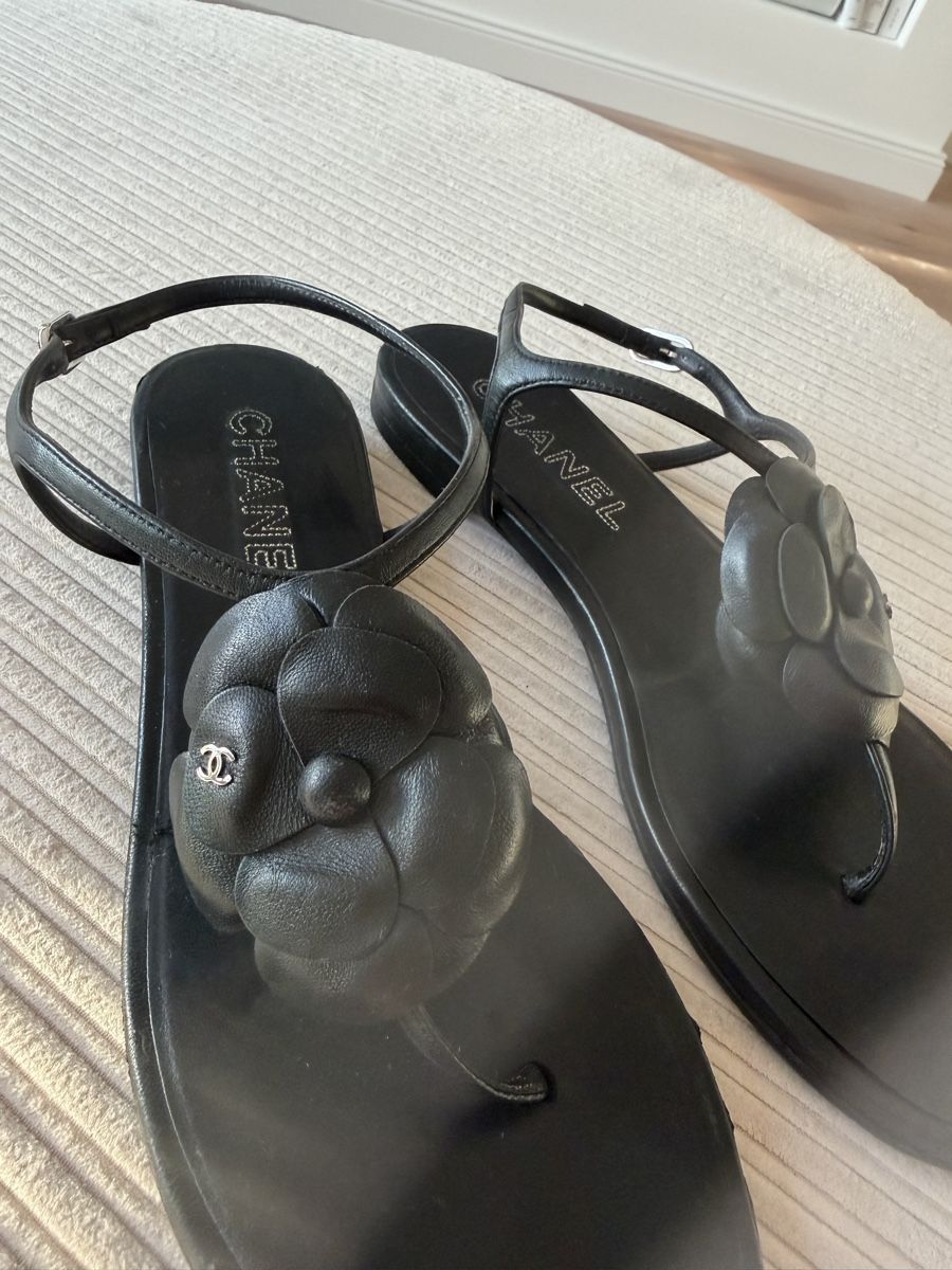 Chanel Damenschuhe: Chanel Sandalen – Gebraucht aus Birmensdorf ZH von lakii338 1