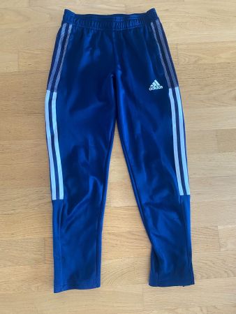 Adidas Trainingshose 140
