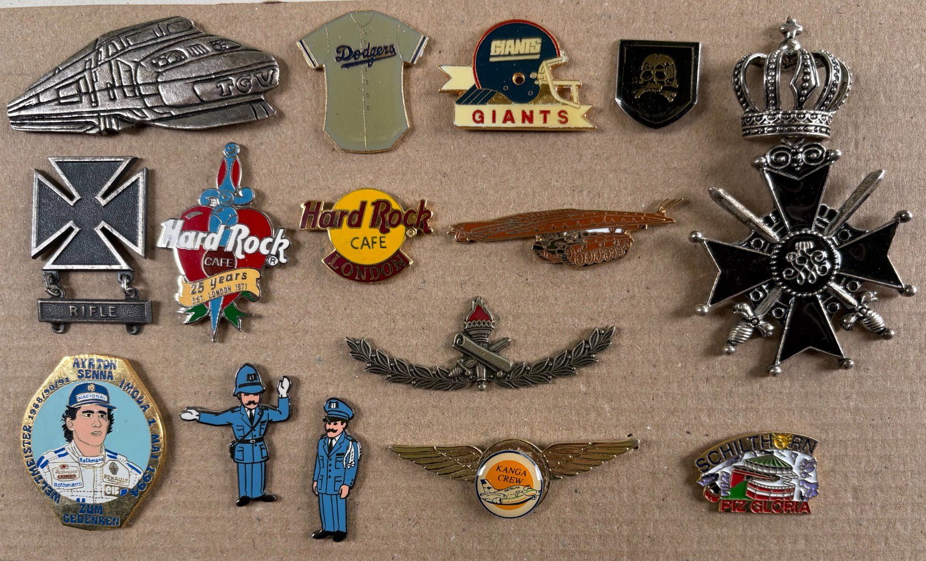 Placchette & Badge: KONVOLUT PIN – Usato da Ostermundigen venduto da wini63