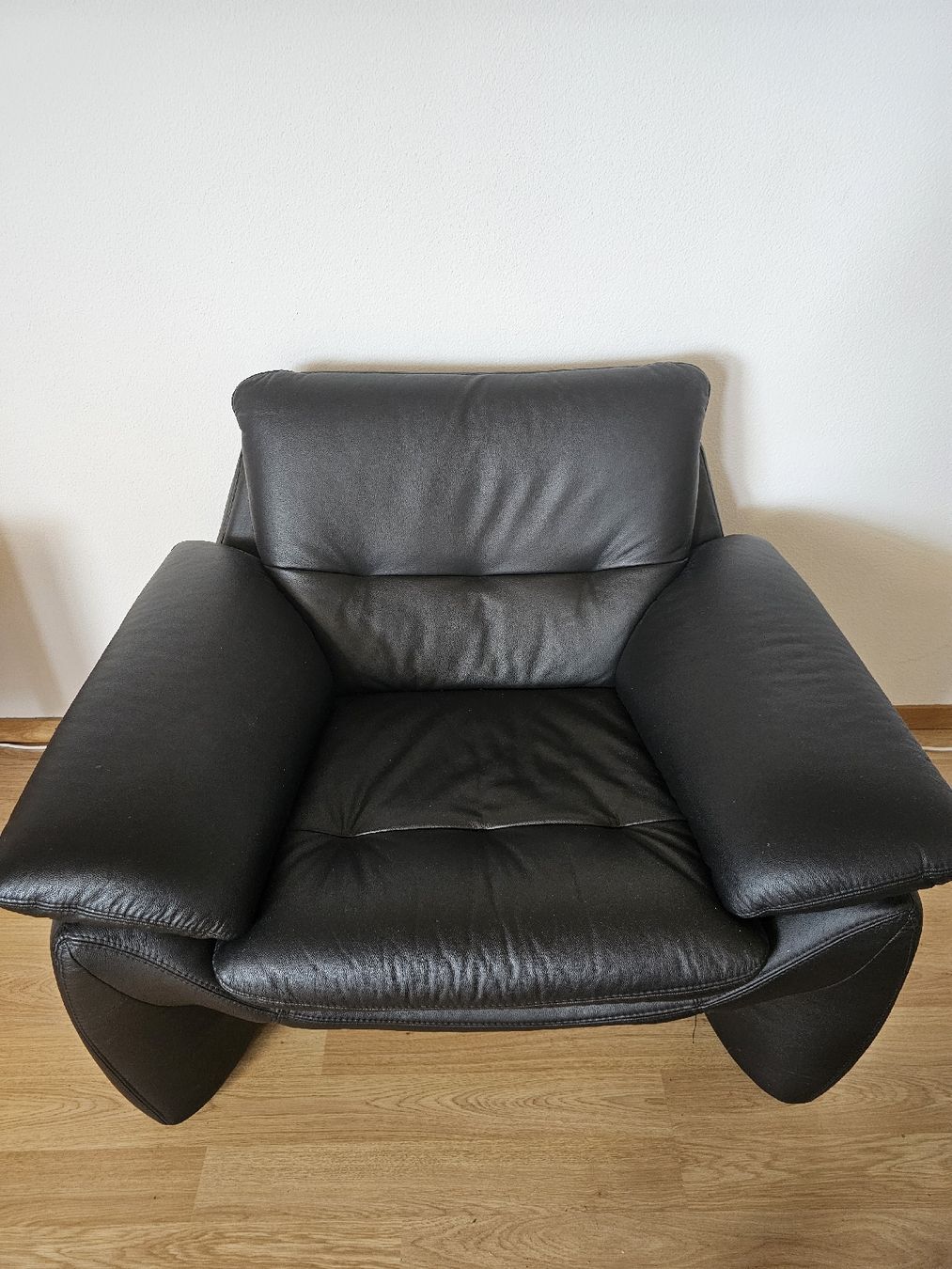 Sedie a sdraio: Echt Lederlounge mit Sessel, Sofa, Hocker – Usato da Hagendorn venduto da sar_sg52 6