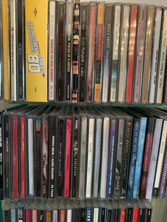 CD divers (pop, rock, jazz, classique,.. .), inclus étagères | Kaufen ...