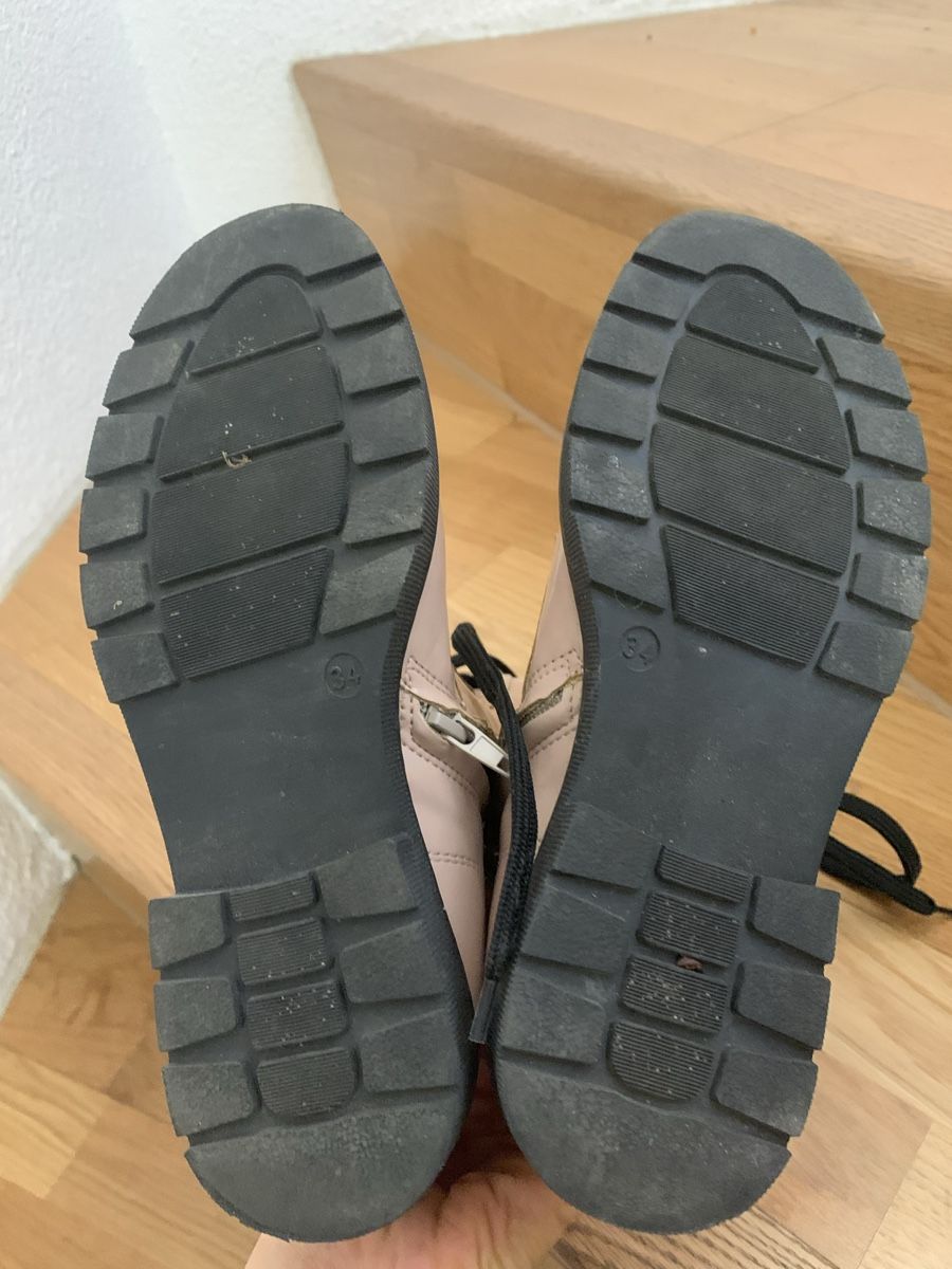 Scarpe per ragazze: Herbstschuhe Mädchen Grösse 34 – Usato da Ostermundigen venduto da des_t9vv 3