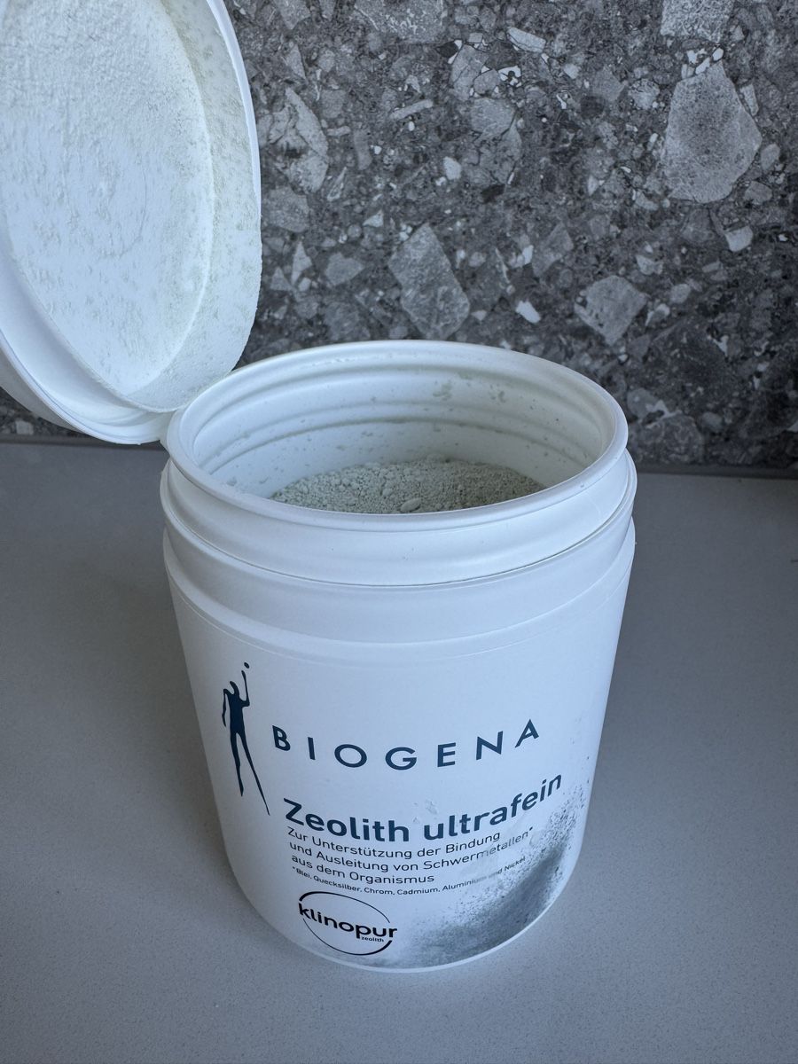 Cibi & Specialità: Biogena Zeolith ultrafein – Nuovo e nell'imballaggio originale da Rapperswil SG venduto da walzvalerie 1