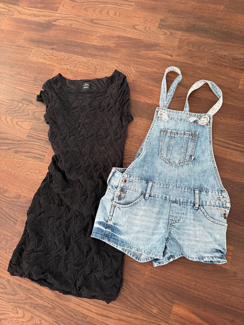 Vestiti: Kleid schwarz und Latzhose Denim – Usato da Zug venduto da snowwhite5