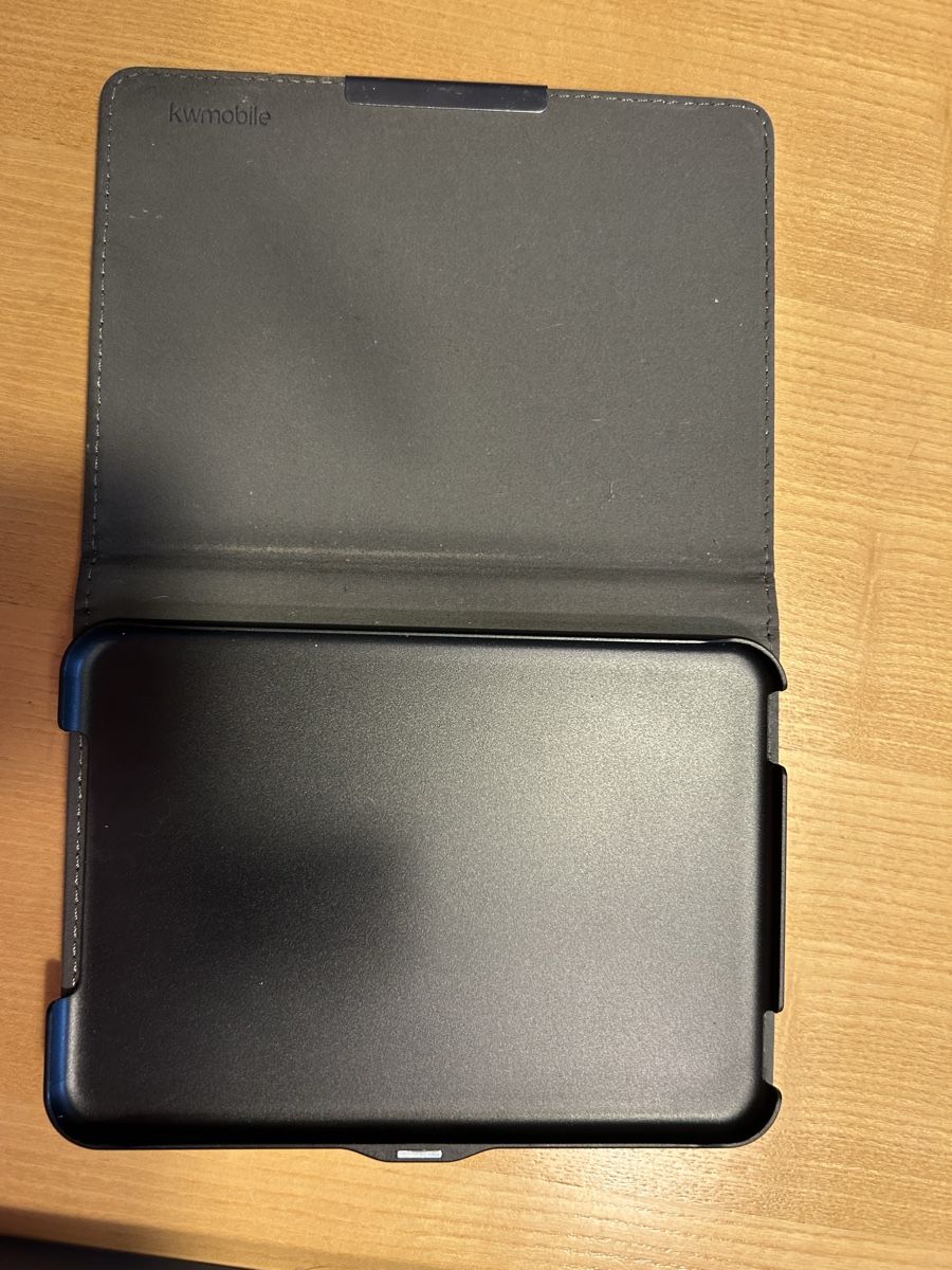 Tolino Tablettes PC: Tolino Vision 4 HD E-Reader mit Hülle Neuwertig – Neuf (Voir description) à Zug par nic_klq5 3