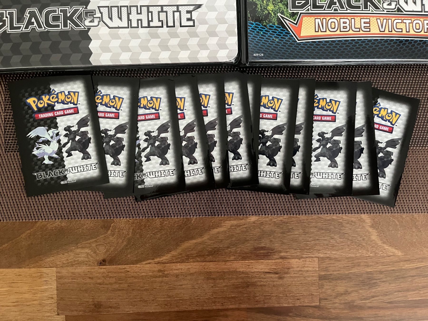 Pokémon Carte collezionabili: Pokemon Black & White Zekrom Reshiram 2 Binder – Usato da Wabern venduto da Collectfun 2