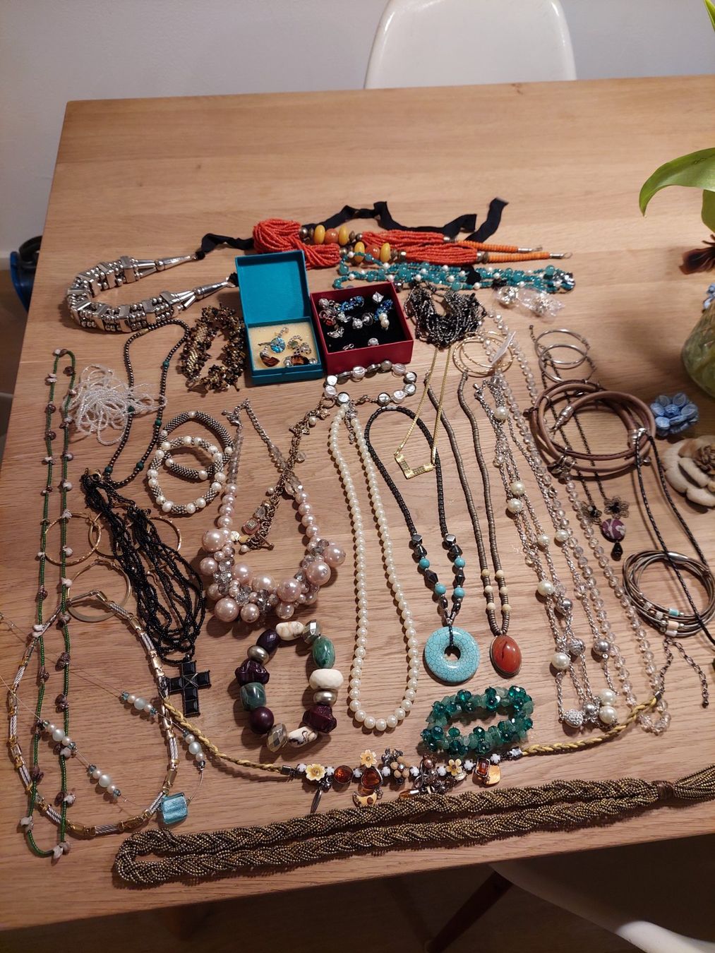 Autres bijoux: Schmuck / Bijoux – D'occasion à Adliswil par Boncoinsuisse 3