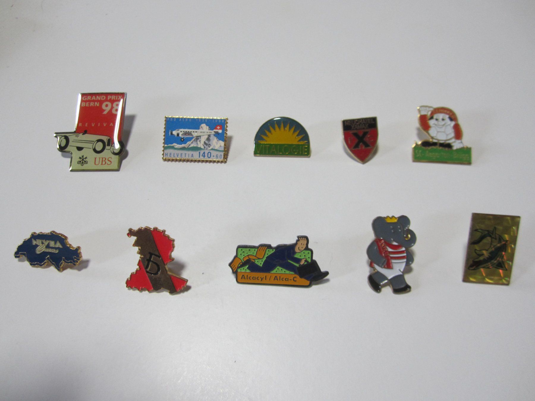 Plaquettes & Badges: Pin's – Neuf (Voir description) à Tramelan par Tors