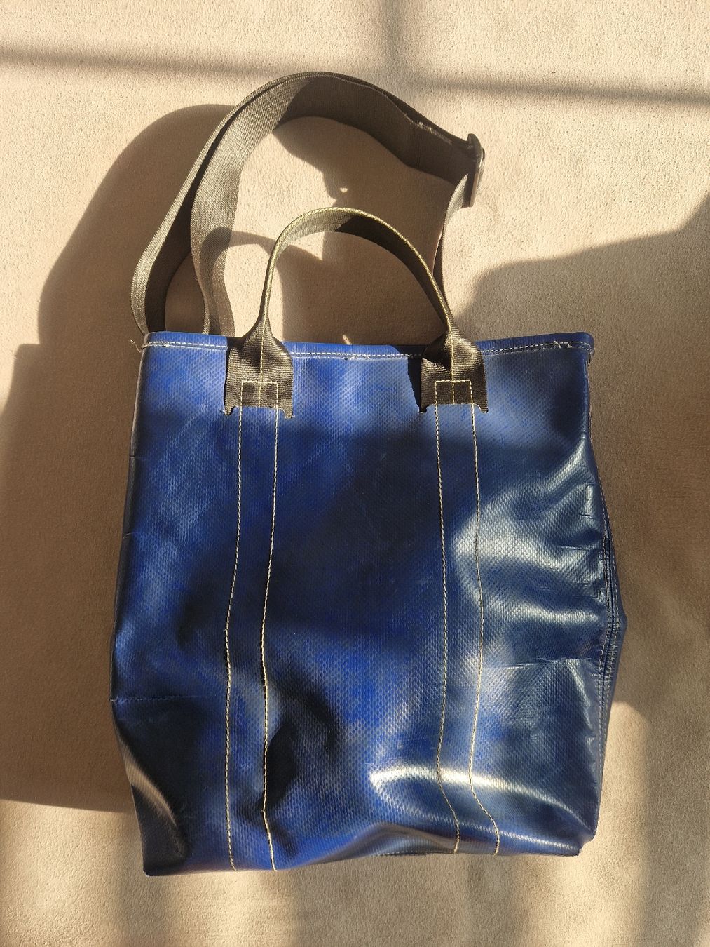 Freitag Taschen: Freitag Tote Bag dark blue – Gebraucht aus Zürich von Lor_kcq8 1