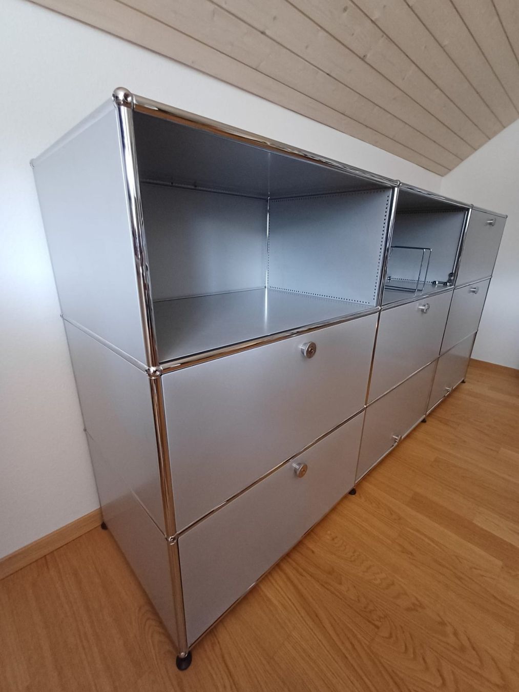 USM Kommoden: USM Sideboard lichtgrau 225x119x35 cm – Gebraucht aus Niederwangen BE von zbidi61 1
