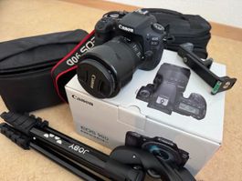 Canon EOS 90D + EF-S 18-135mm IS USM Komplettset