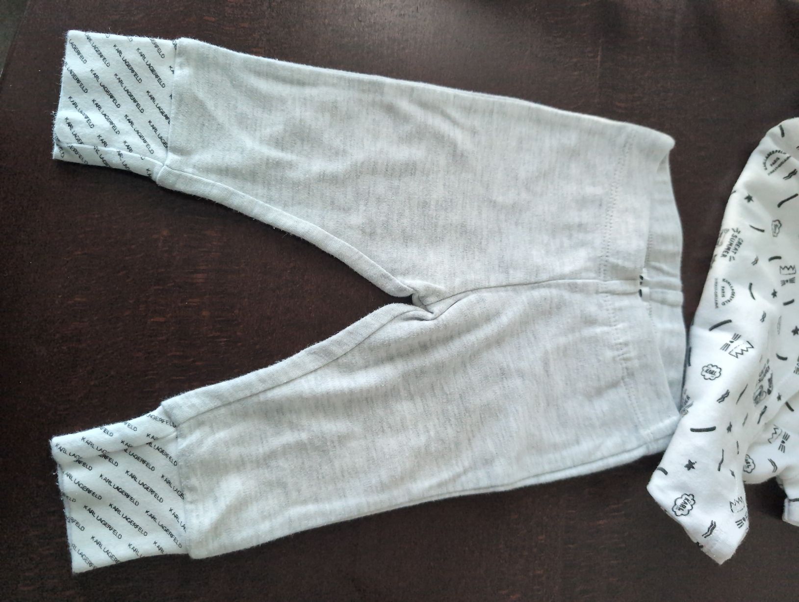 Karl Lagerfeld Lotti & Set di vestiti: Karl Lagerfeld Babyset – Usato da Busswil BE venduto da MissMuffin 2