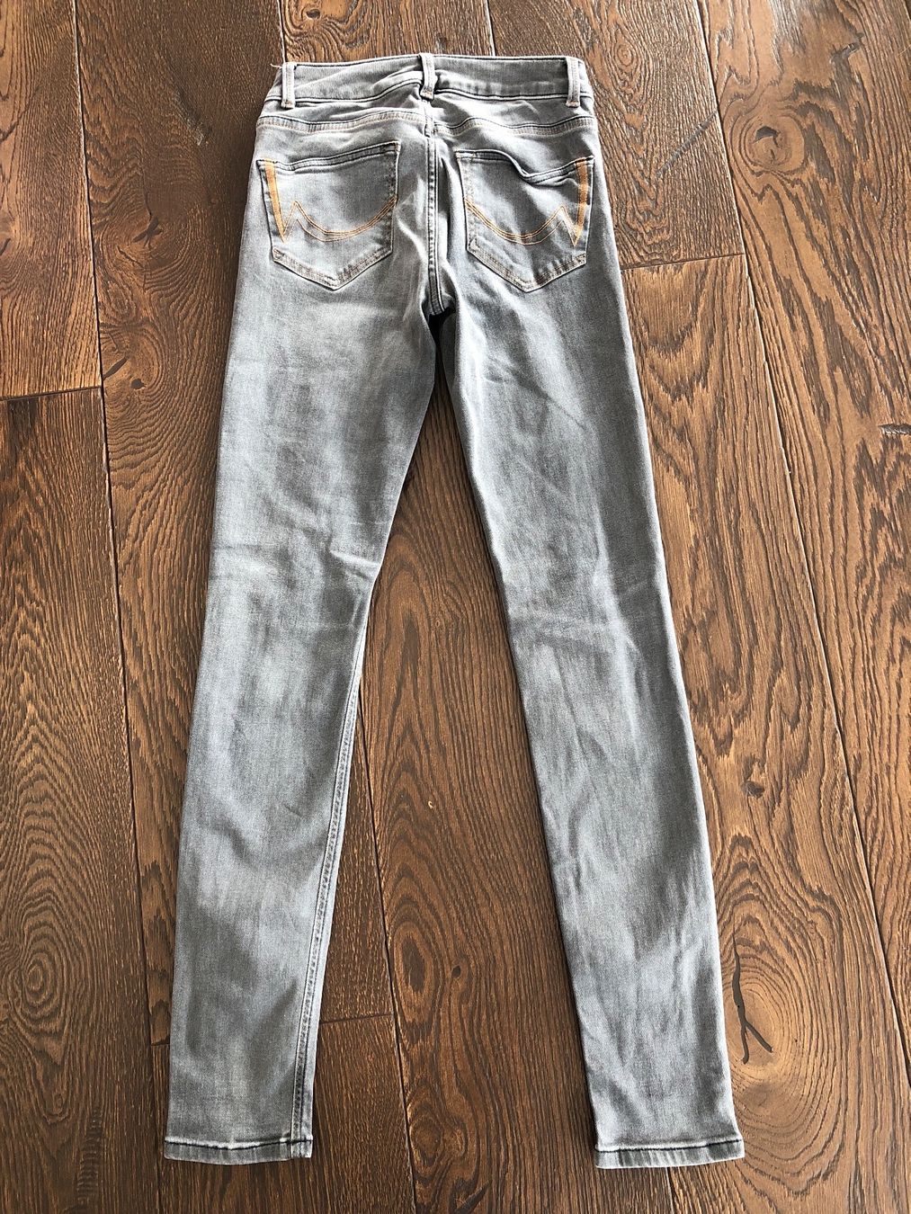 Hallhuber Jeans: Damenjeans Hallhuber – Usato da Büren SO venduto da Nuri09 1