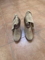 Bottes daim beige taille 38 avec lacets décoratifs