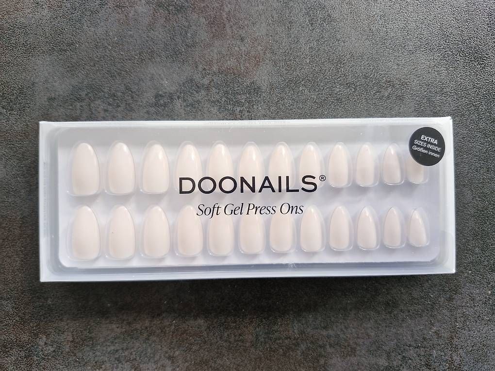 Ongles artificiels: Doonails Press on Nails – Neuf avec emballage d'origine à Zufikon par Matti88 2