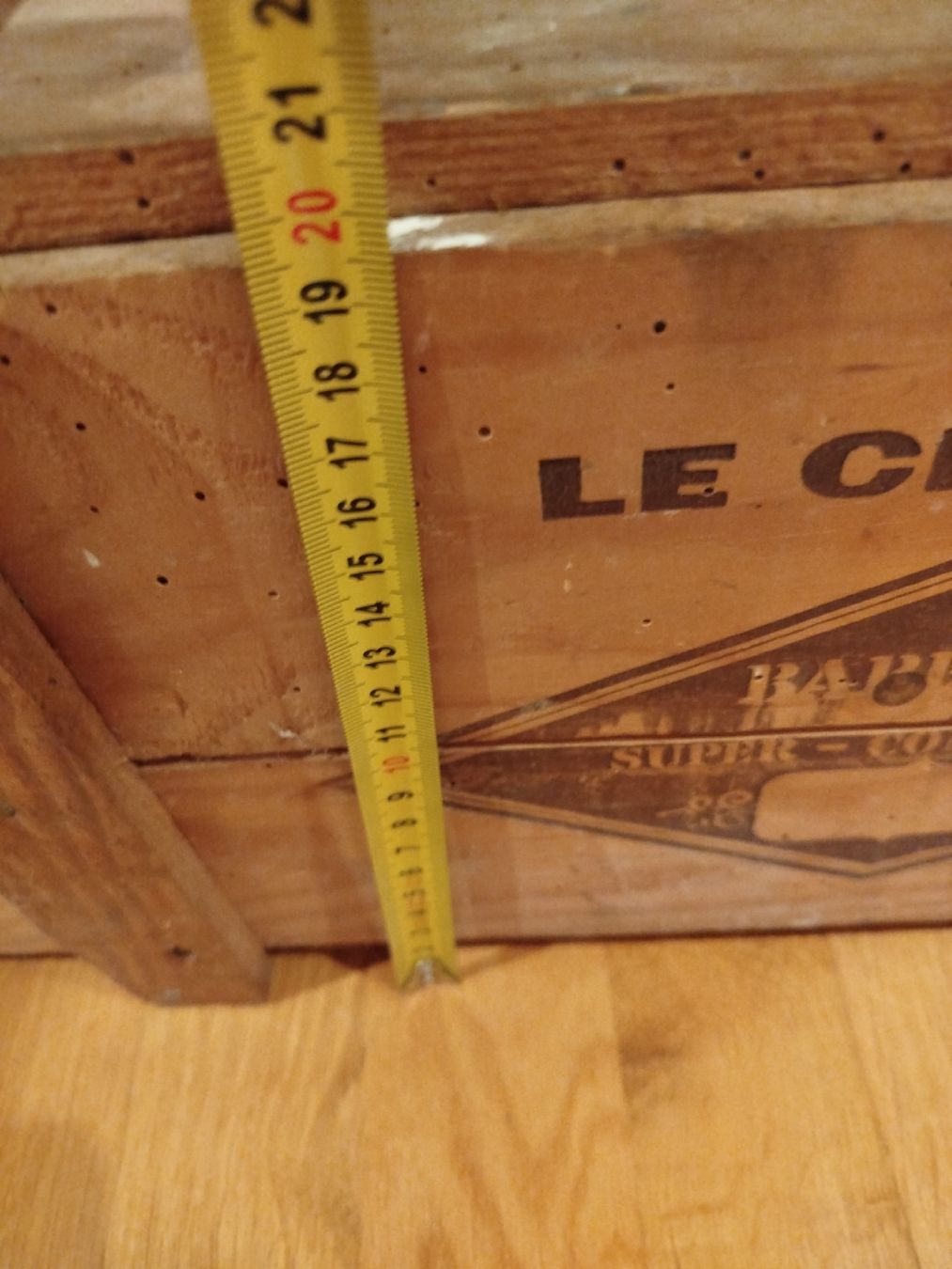 Cassapanche: Holzkiste Le Creuset". – Usato da Bühler venduto da ros_5qfr 6
