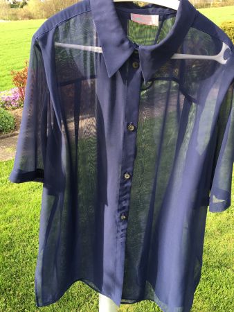 Bluse Gr.52, dunkelblau, neu, transparent