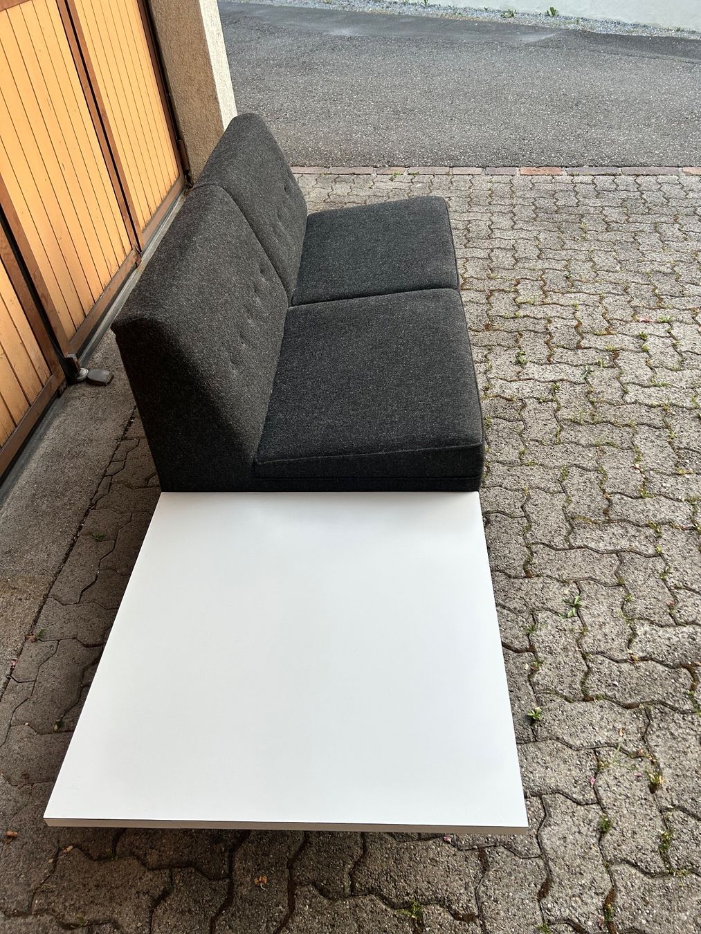 Sofas: George Nelson Modular Seating Two-Seater mit Beistelltischen – D'occasion à Pfäffikon ZH par Vail30 1