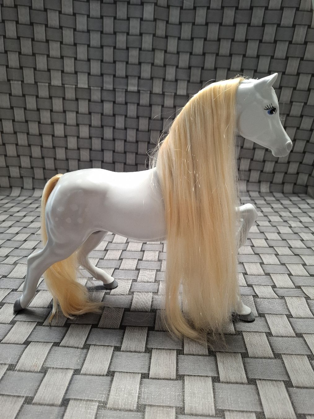 Spielzeuge: Barbie Pferd Blizzard – Gebraucht aus Niederbuchsiten von klengyel 4