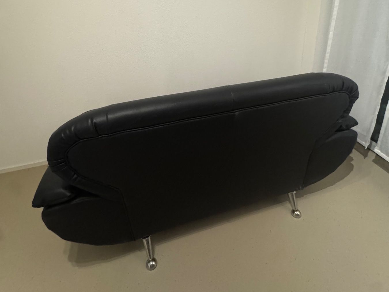 Divani: 2er Sofa Leder schwarz – Usato da Zürich venduto da pamleano 3