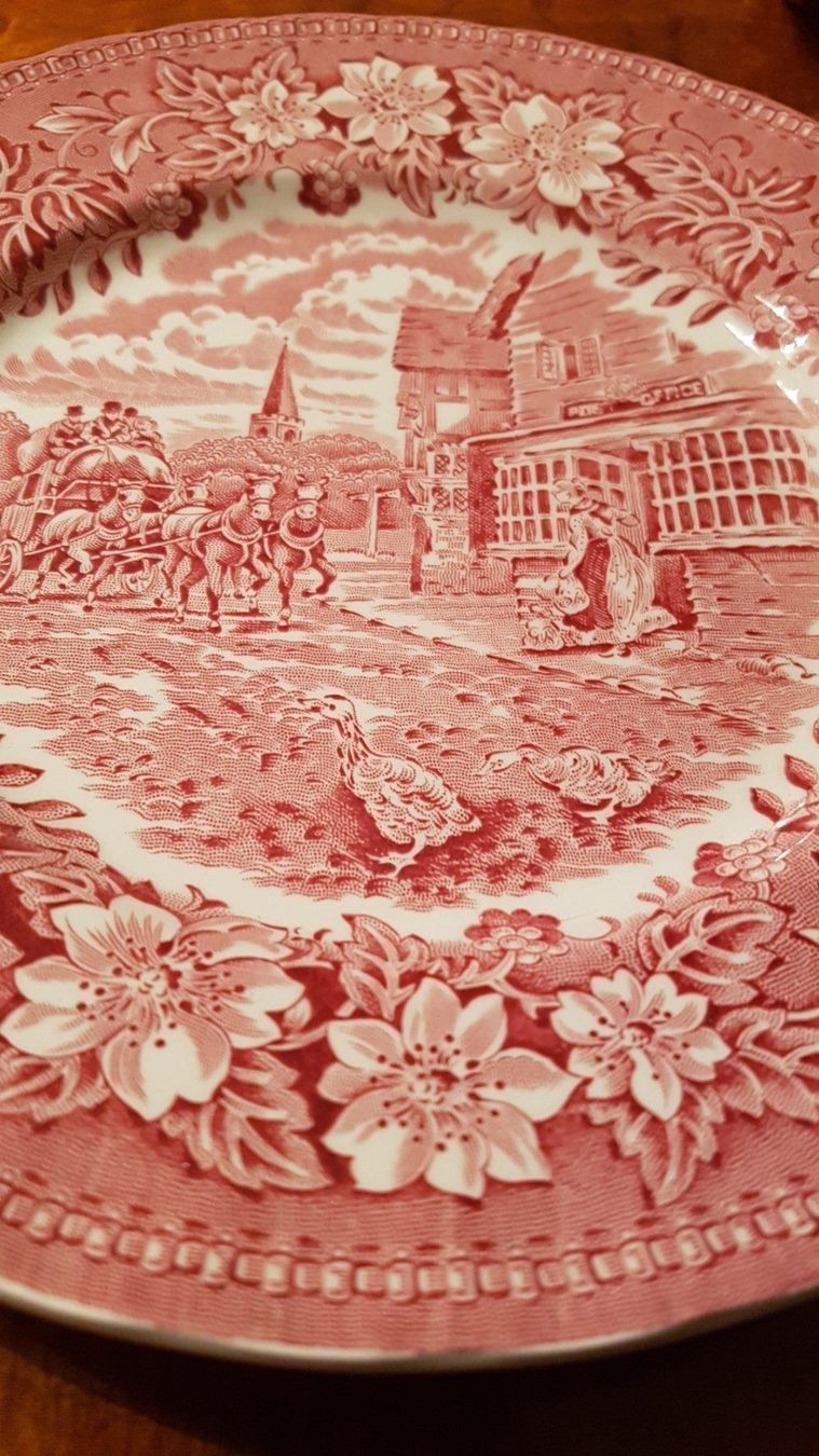 Piatti: Royal Tudor Coaching Taverns England – Nuovo (secondo la descrizione) da Urtenen-Schönbühl venduto da Cbuyer 6