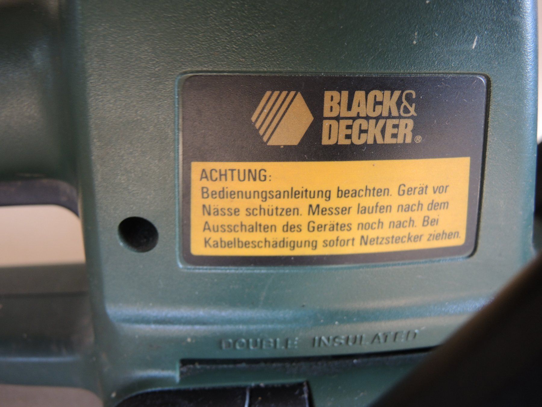 Tutti gli attrezzi: Black & Decker HT40 Heckenschere 40cm  Heckenschneider – Usato da Rorschach venduto da maeck8 6