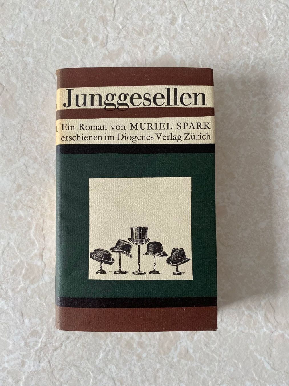 Libri: Muriel Spark: Junggesellen – Usato da Starrkirch-Wil venduto da UB007