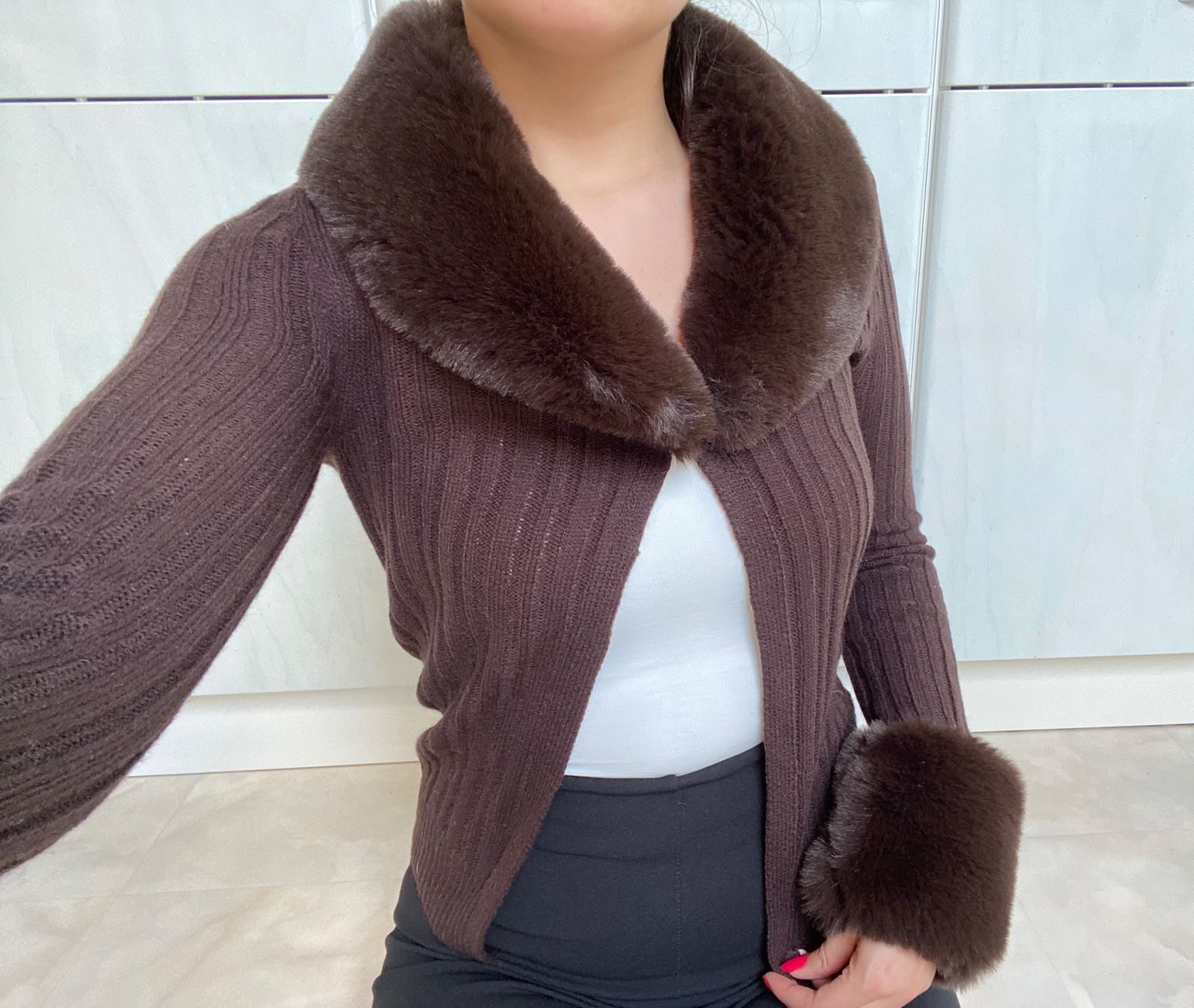 Asos Pullover & Sweatshirts: Pullover – Neu (gemäss Beschreibung) aus Rechthalten von Fionafionafiona123