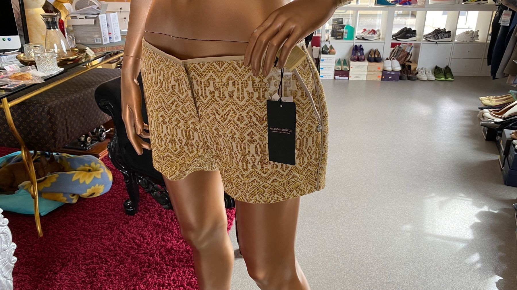 Pantaloni: Maison Scotch kurze Hose – Nuovo e nell'imballaggio originale da Lachen SZ venduto da HelvetiaLuxury 1
