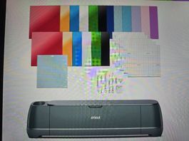 Cricut Maker 4 Essential & sehr viel Zubehör