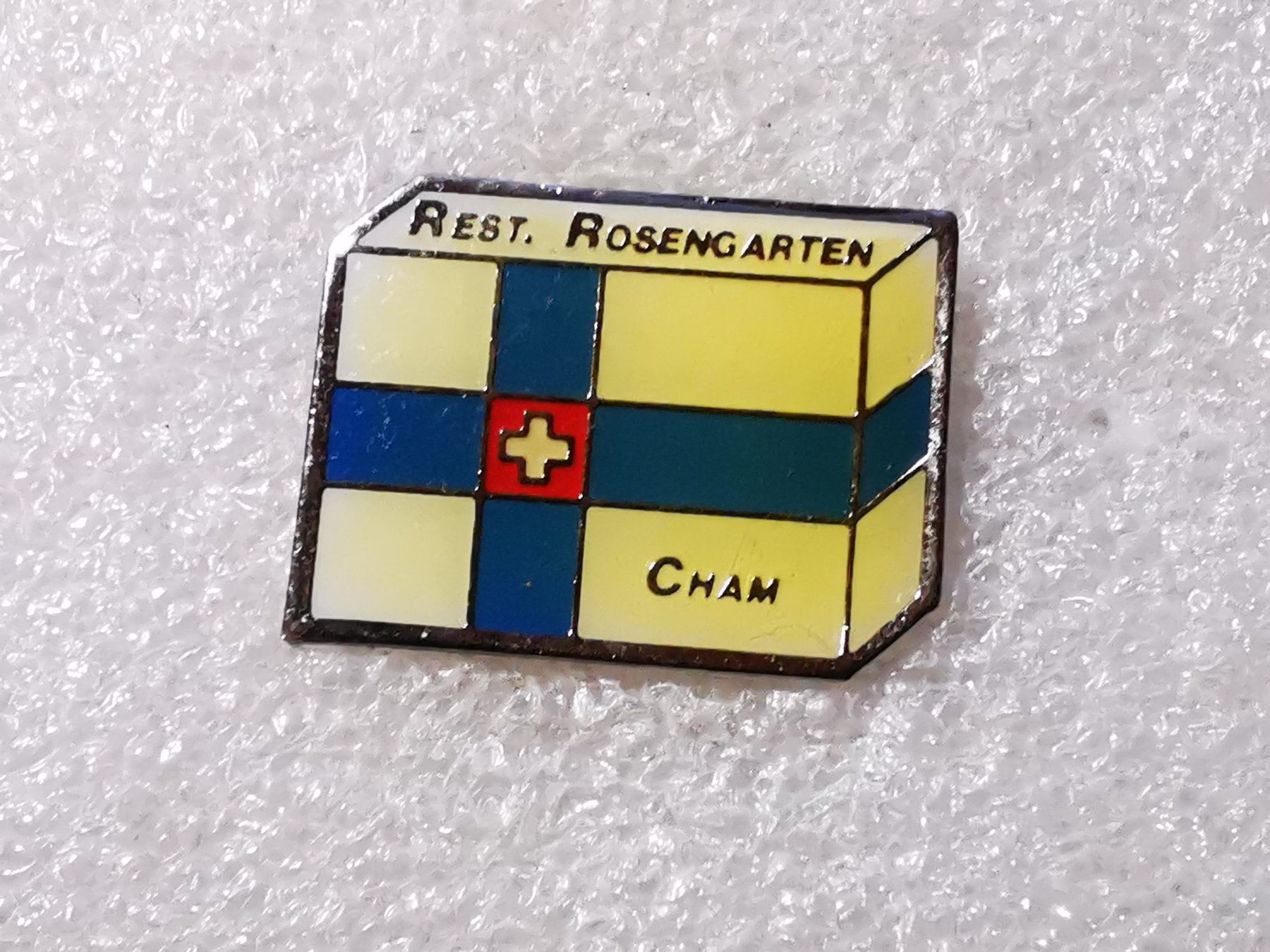 Plaquettes & Badges: Ansteckpin 62: Restaurant Rosengarten Cham – D'occasion à Oppligen par Pin-Fall-Shop