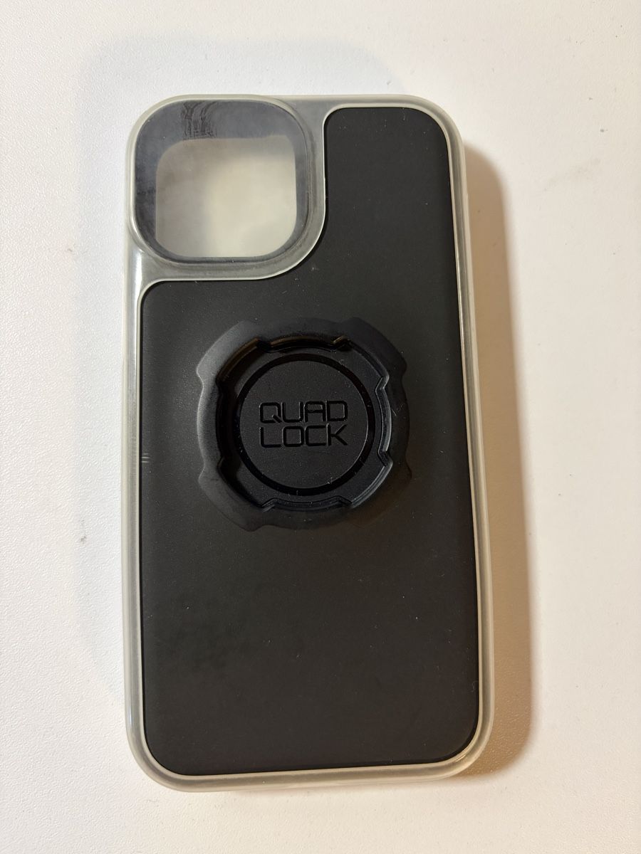 Apple Covers & Schutzfolien: Quadlock-Hülle für iPhone 12/13 – Gebraucht aus Davos Dorf von Panda21 2