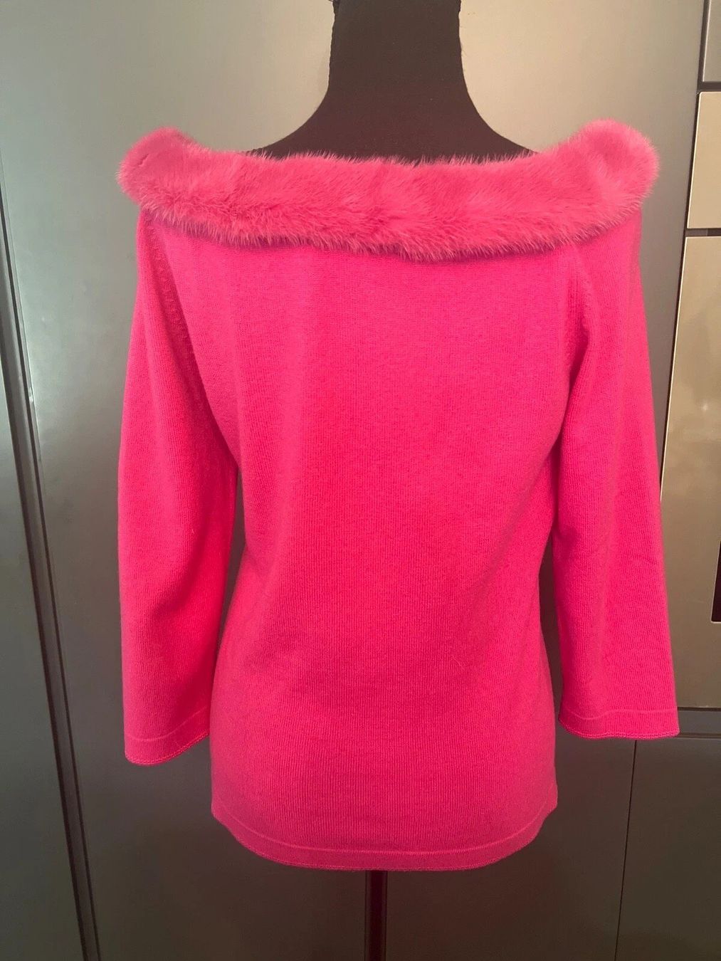 Escada Kleiderpakete: Seltenes Set ESCADA Pullover Hose 38 mit Nerz Pelz Kaschmir – Gebraucht aus Obergösgen von crystalfox 1