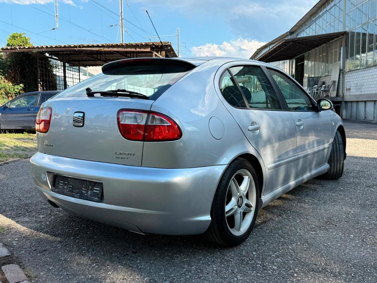 Seat Automobili: Seat Leon 20VT – Usato da Wetzikon ZH venduto da HD2004 3