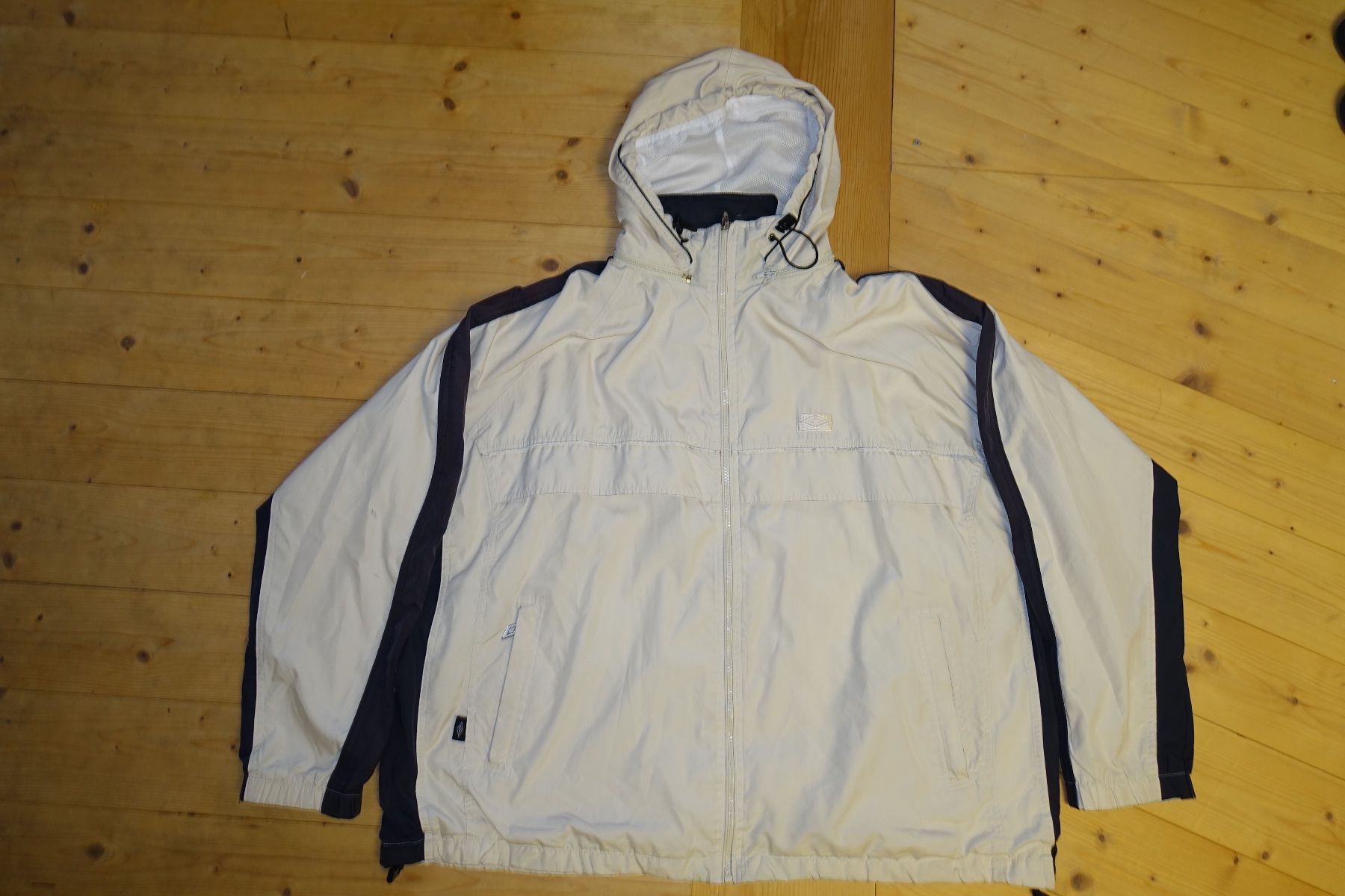 Umbro Giacche: Vintage Windjacke – Usato da Bern venduto da Bija_Secondhand