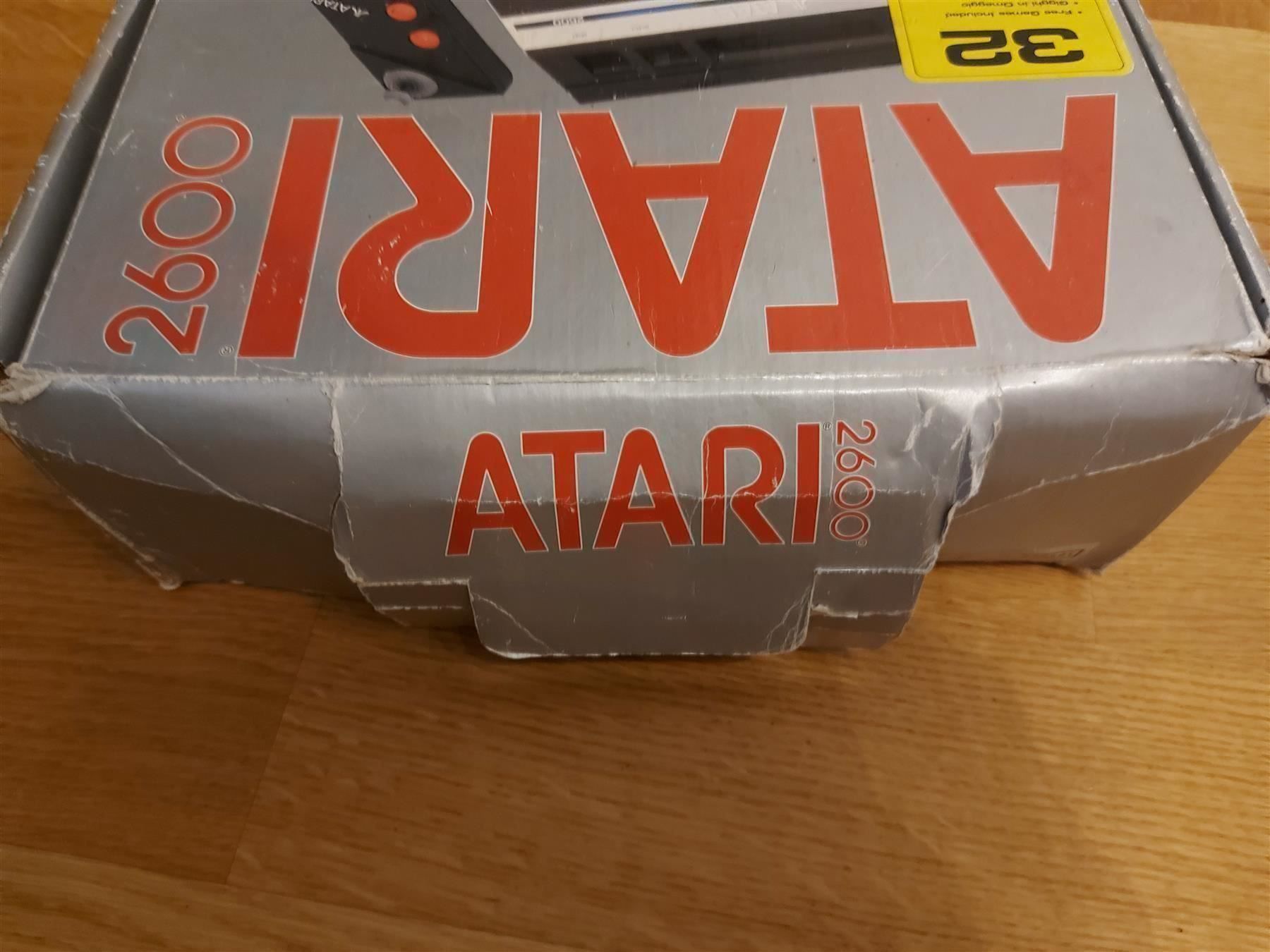 Atari Console: Atari 2600 Spielkonsole Konsole OVP – Usato da Aarau venduto da Kaesekuchen2000 1