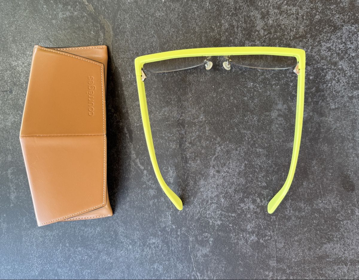 Occhiali & Lenti: Lunettes Courrèges réédition récente jaune fluo – Nuovo (secondo la descrizione) da Trelex venduto da AnnabelleLelie 2