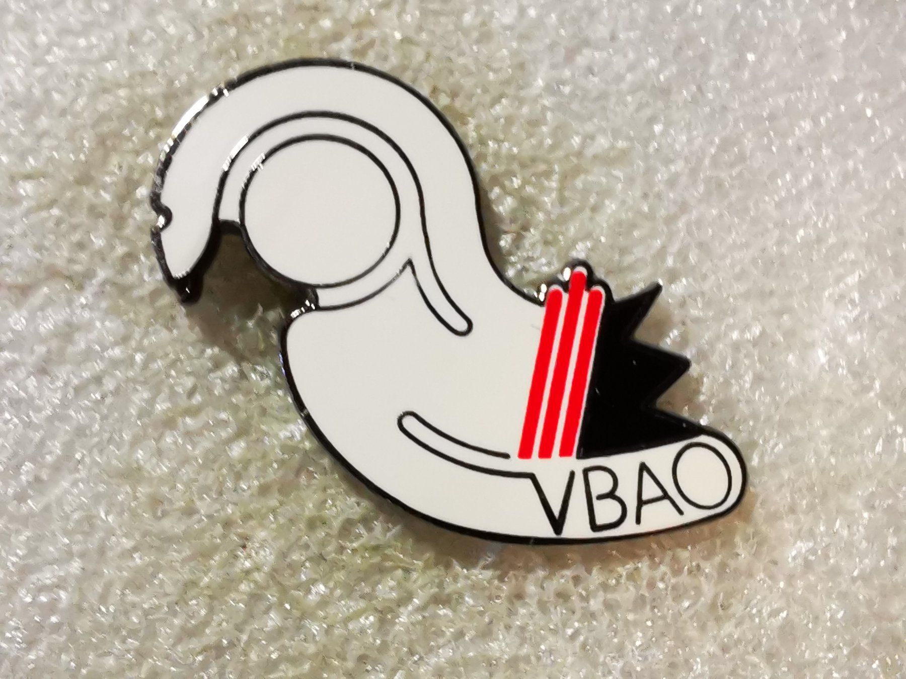 Placchette & Badge: Ansteckpin 95: VBAO – Usato da Oppligen venduto da Pin-Fall-Shop