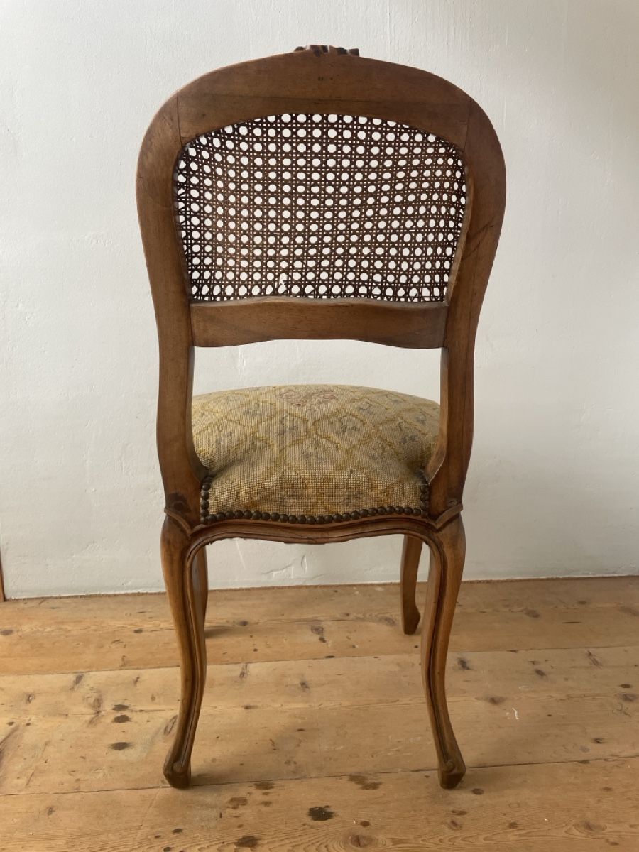 Sedie: Antiker Stuhl – Usato da zürich venduto da luiz03 1
