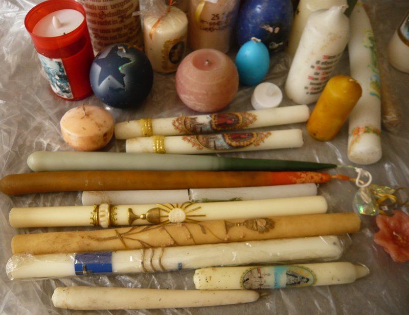 Candele: gesegnete & gewehte Kerzen – Usato da Ruggell venduto da Btt 2