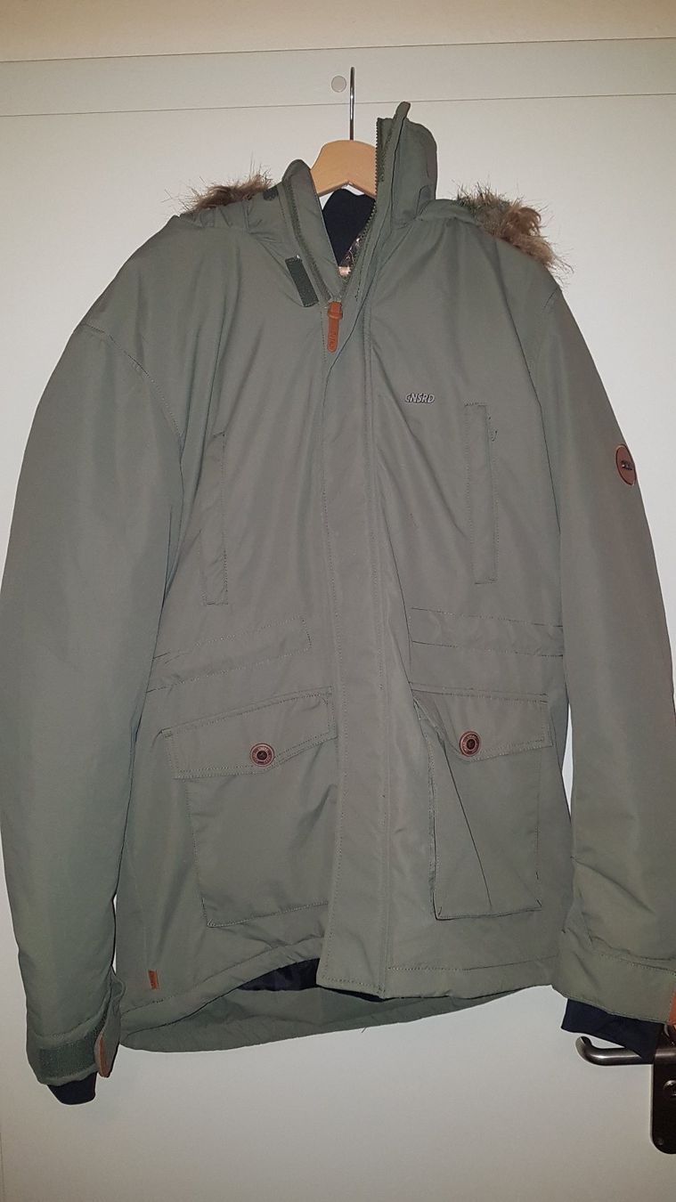 Giacche: CNSRD Winterjacke Parka XL – Nuovo e nell'imballaggio originale da Zäziwil venduto da Lesny3