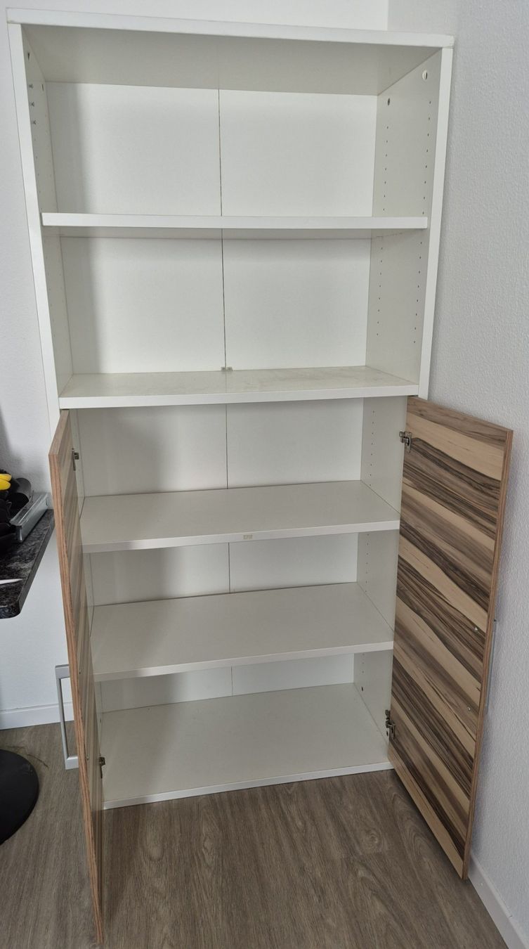 Armoires: Klein-Möbel Schrank – D'occasion à Kloten par Pronto11 1