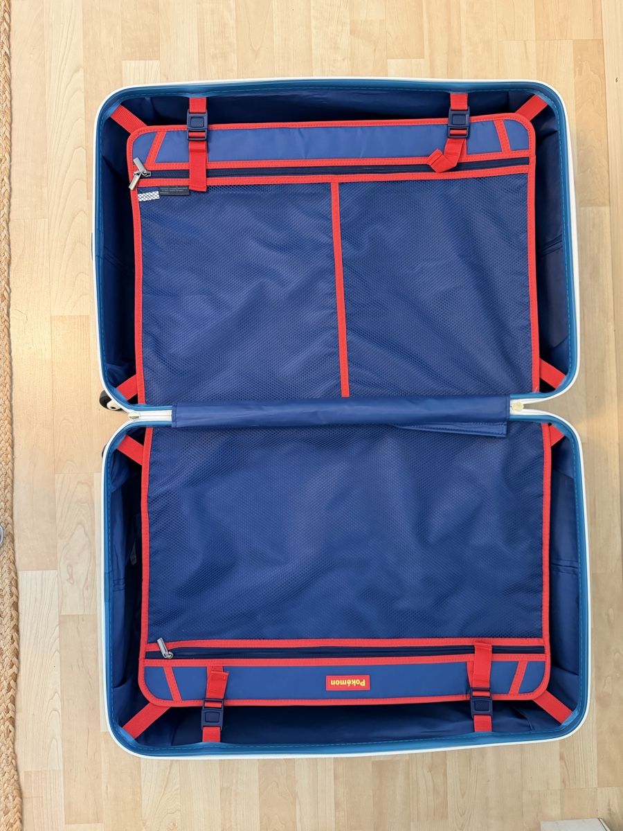 Valigie: Official Pokémon Snorlax Large Suitcase – Usato da Zürich venduto da max_gzv9 4