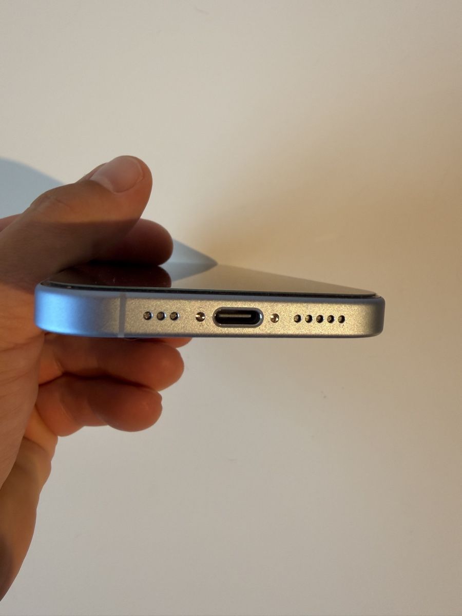 Apple Telefoni cellulari / Smartphones: iPhone 17 absolut Neuwertig + Case – Nuovo (secondo la descrizione) da Blankenburg venduto da chr_n7kv 7