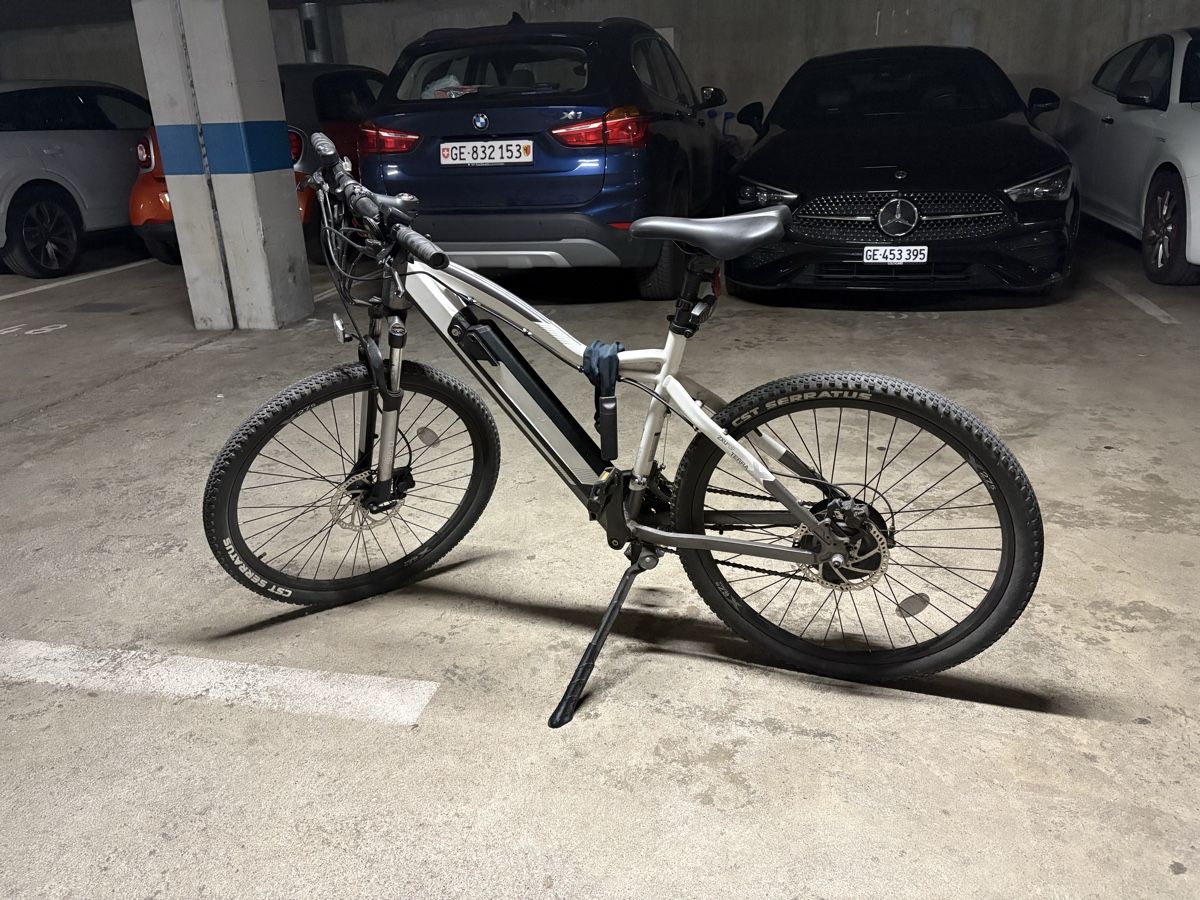 Zenith Bikes Velos: E-Bike Zenith ZXU02 – Gebraucht aus Petit Lancy von anil.anumolu 1