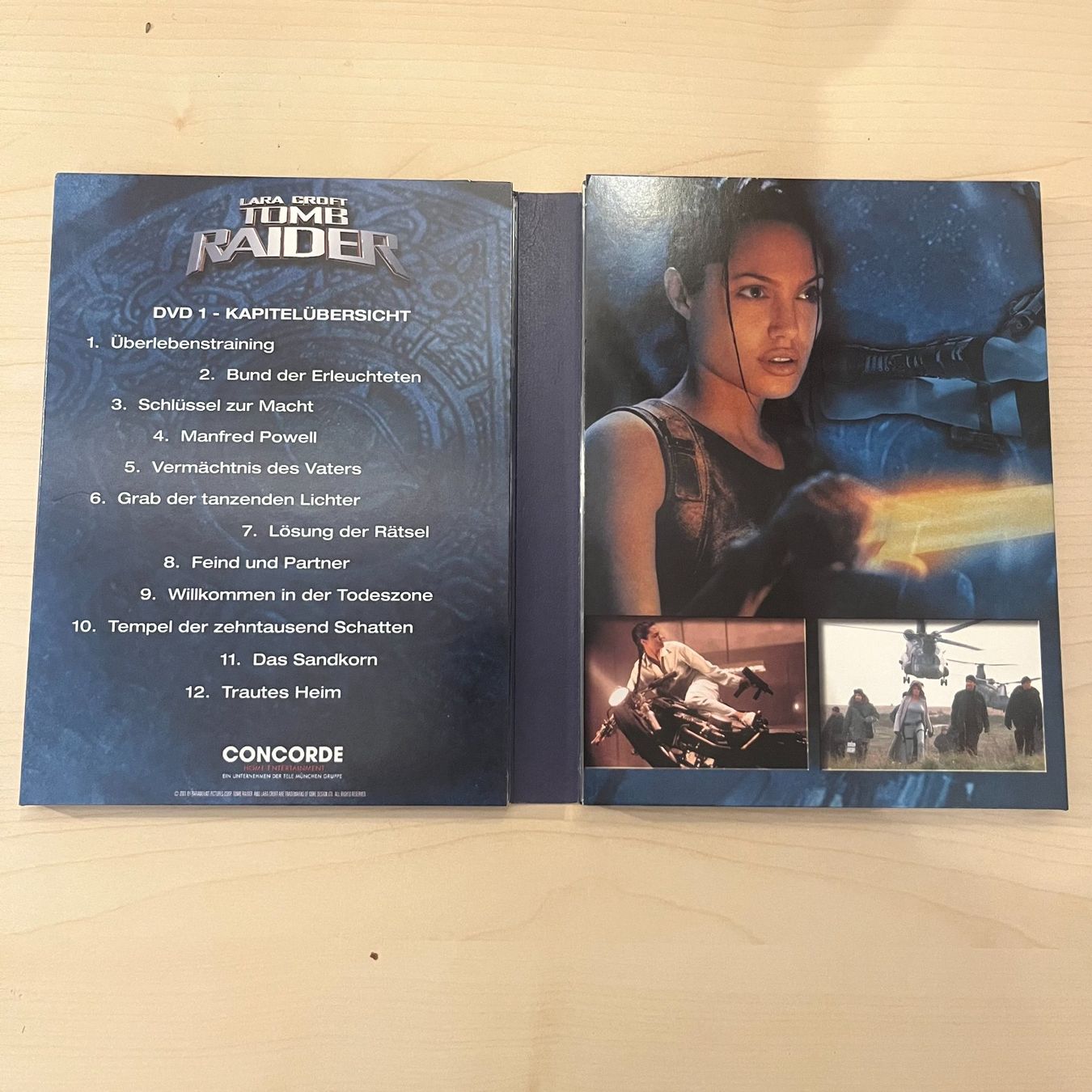 Tous les DVDs: Lara Croft Tomb Raider Powerpack 3 DVDs – D'occasion à Binningen par burger1985 2
