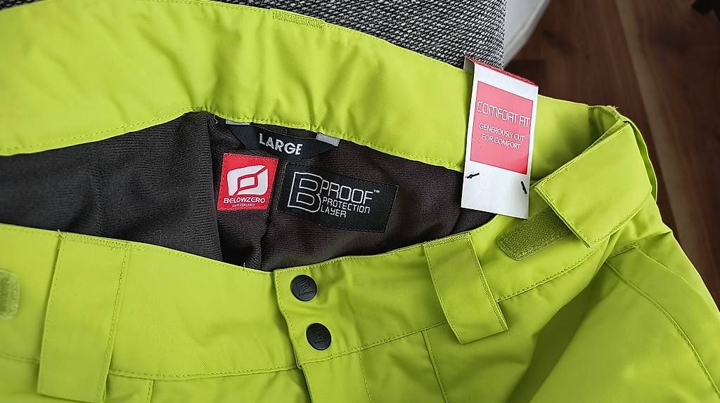 Pantaloni: Damen Skihose Belowzero - Gr L - neu mit Etikette – Nuovo (secondo la descrizione) da Grenchen venduto da Nedudddki 1